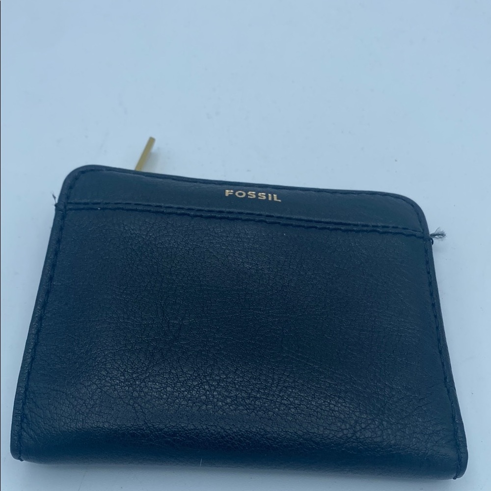Fossil Black slim bifold wallet card and ID holder zippered pocket 4.5x4”